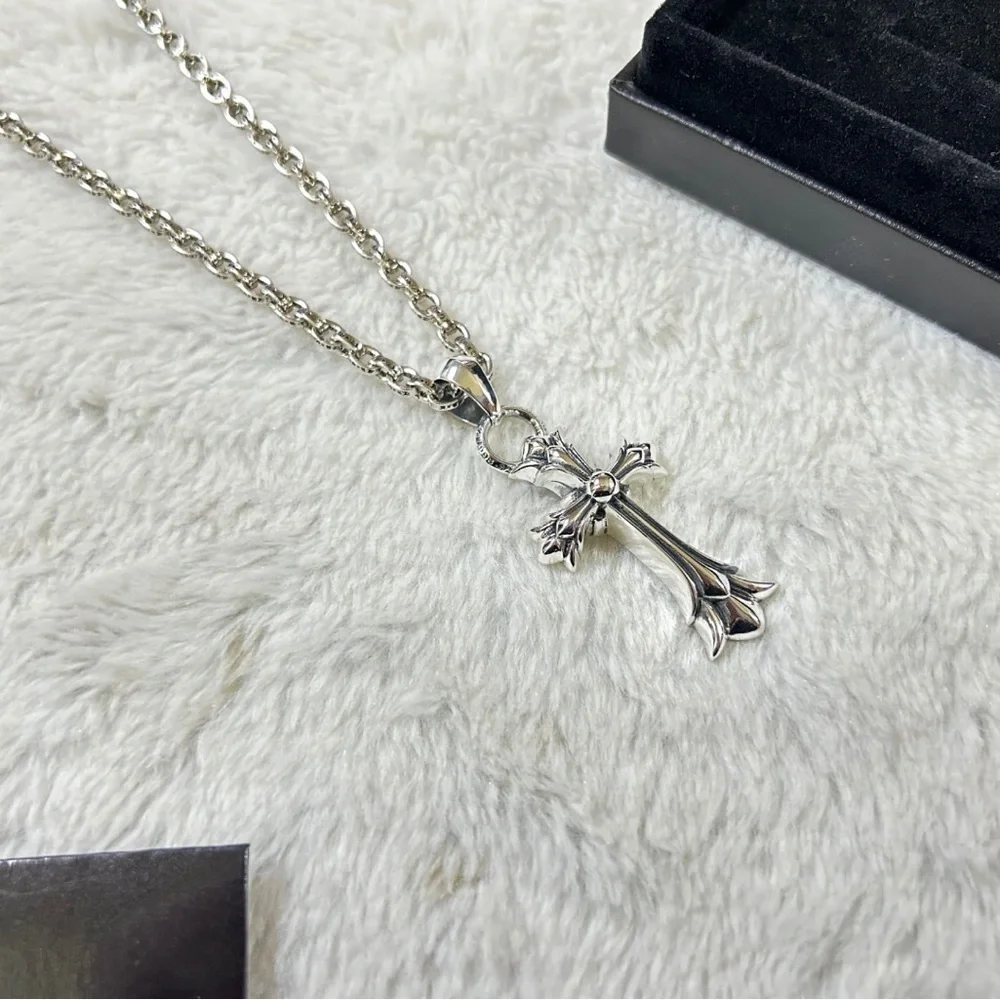 Chrome Hearts Silver Gothic Fleur Cross Pendant Necklace